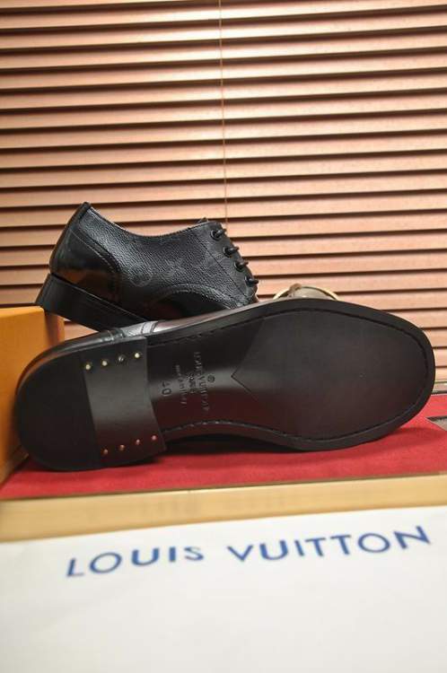 Picture of Louis Vuitton Shoes _SKULVsz38-45mnf031714145